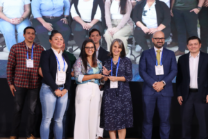 Cuando apostar en el Talento Geo multiplica soluciones: el SAG Award a SENACYT en la CUE2025
